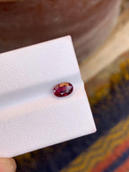 Natural Red Sapphire Gemstone: 1.0 Carat, Sri Lanka