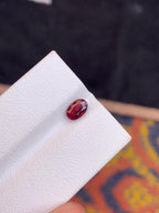 Natural Red Sapphire Gemstone: 1.0 Carat, Sri Lanka