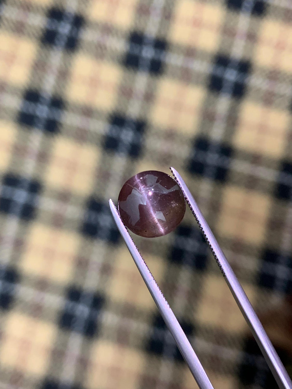 Natural Scapolite Cat's Eye Gemstone: 3.30 Carats