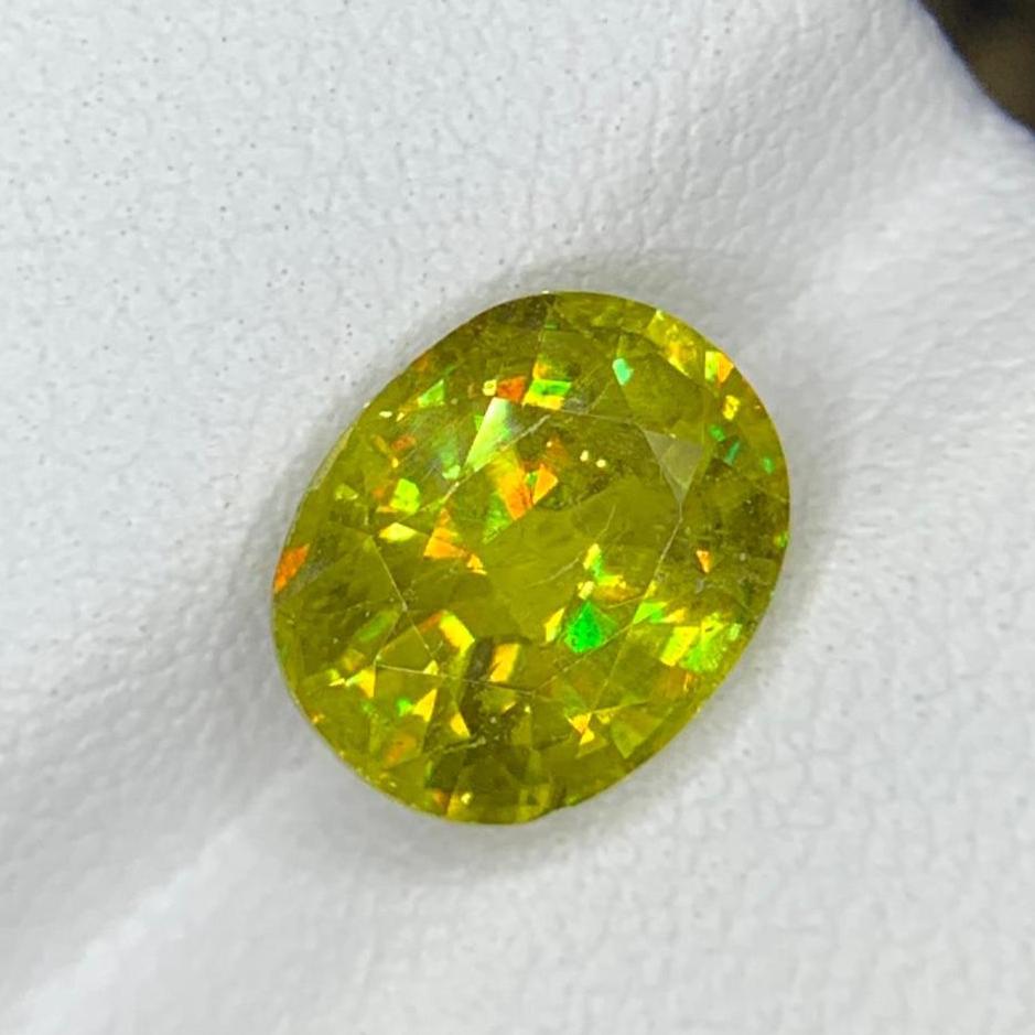 Natural Fire Sphene Gemstone: 2.75 Carat Sparkling Gem