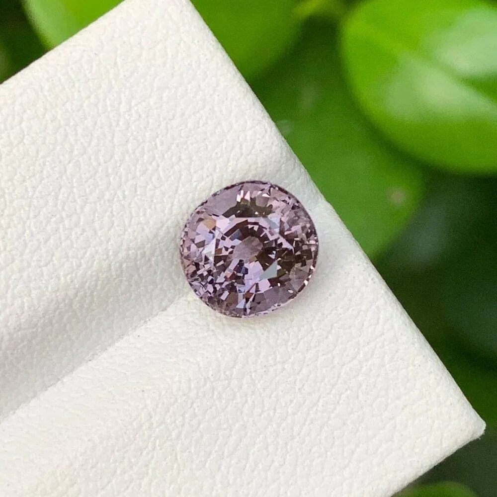 Burma Spinel Gemstone: Faceted Purple Gray Round Cut, 3.50 Carats Secondary image