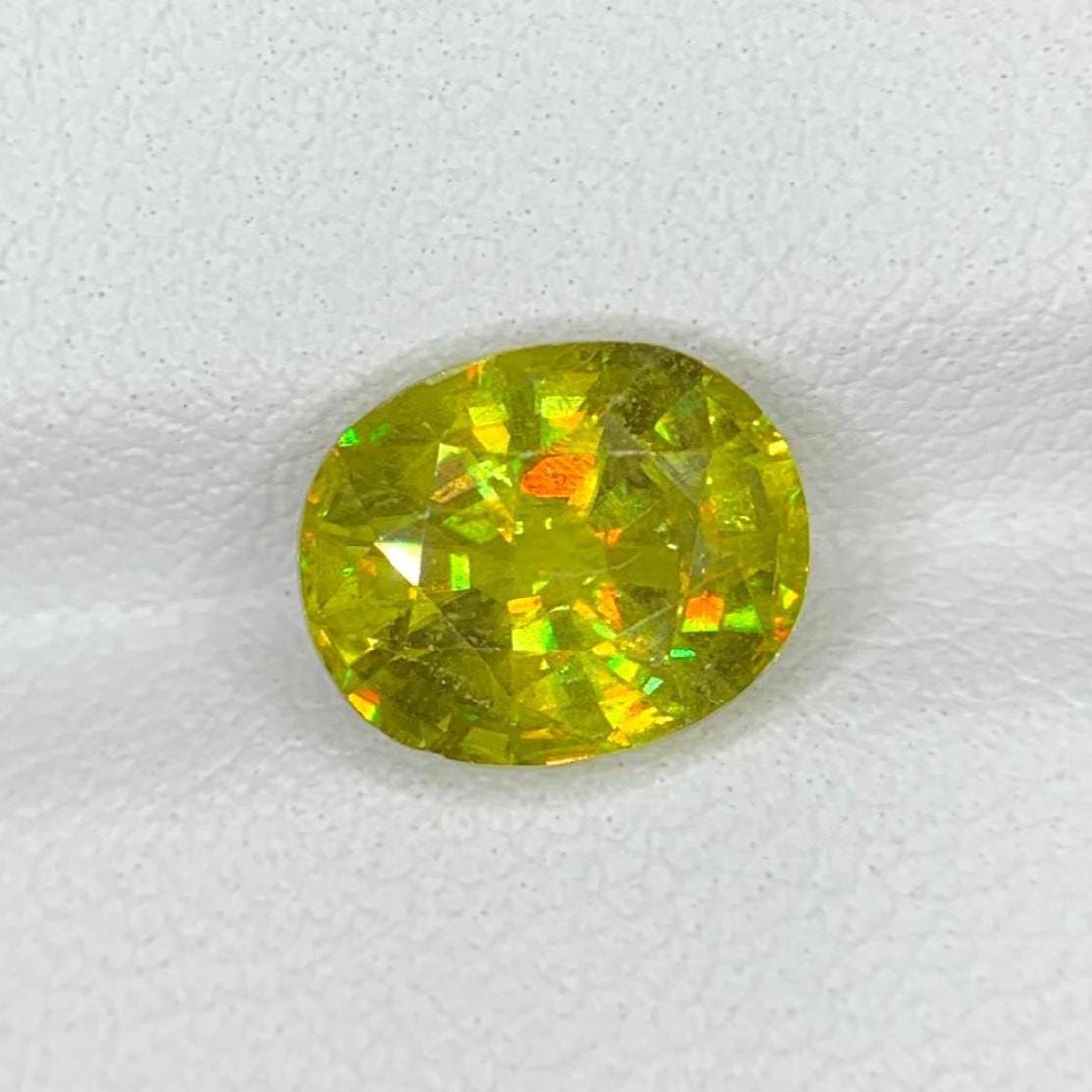 Natural Fire Sphene Gemstone: 2.75 Carat Sparkling Gem