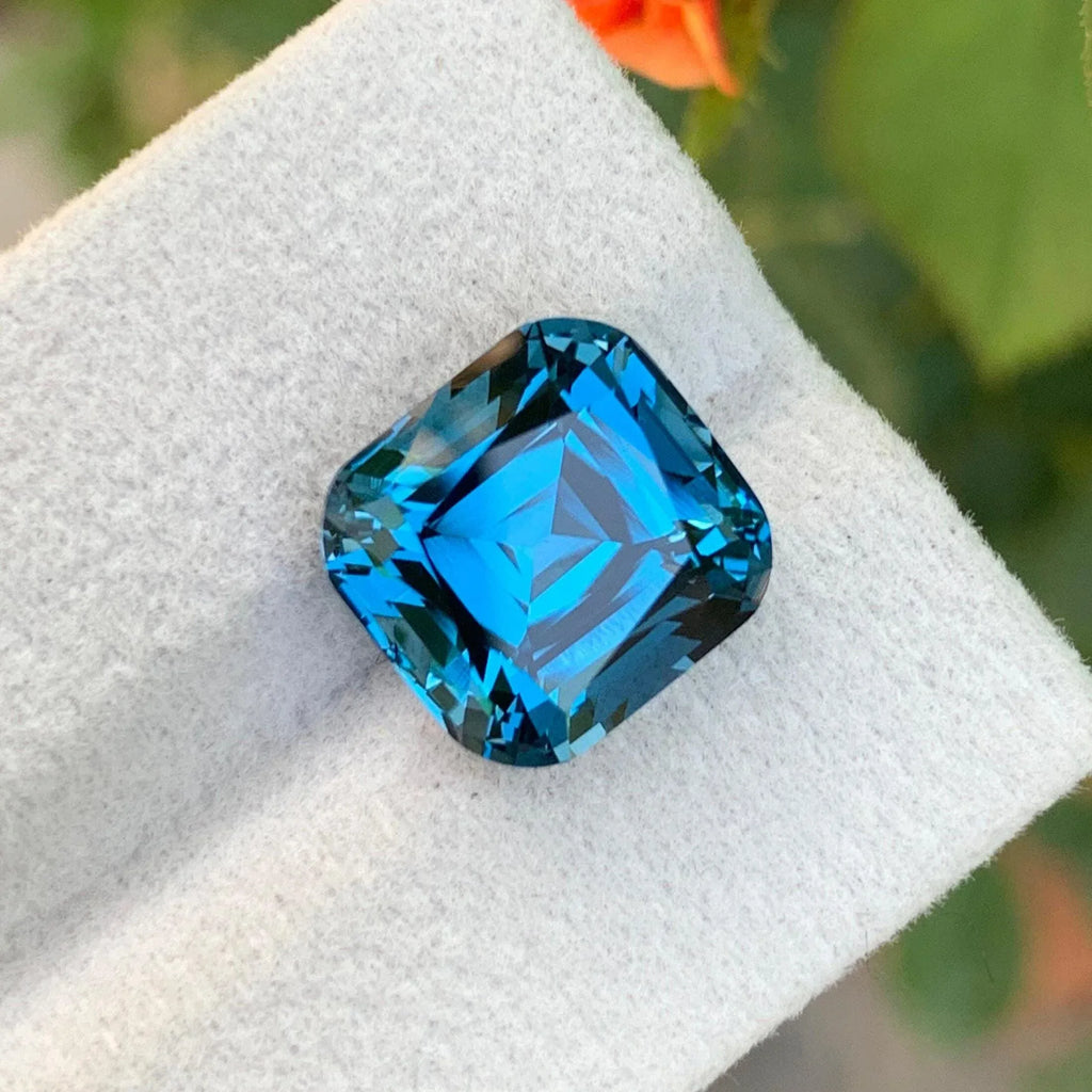 8.50 CT London Blue Topaz: Faceted Cushion Cut Gemstone - Splendor Gems