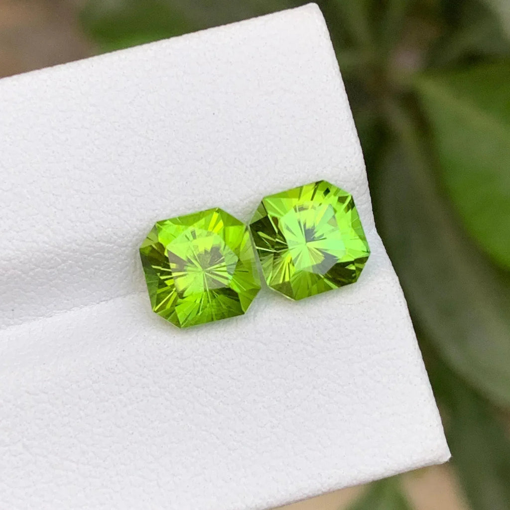 4.50 Carat Faceted Peridot Pair: Pakistan Green Gemstone - Splendor Gems