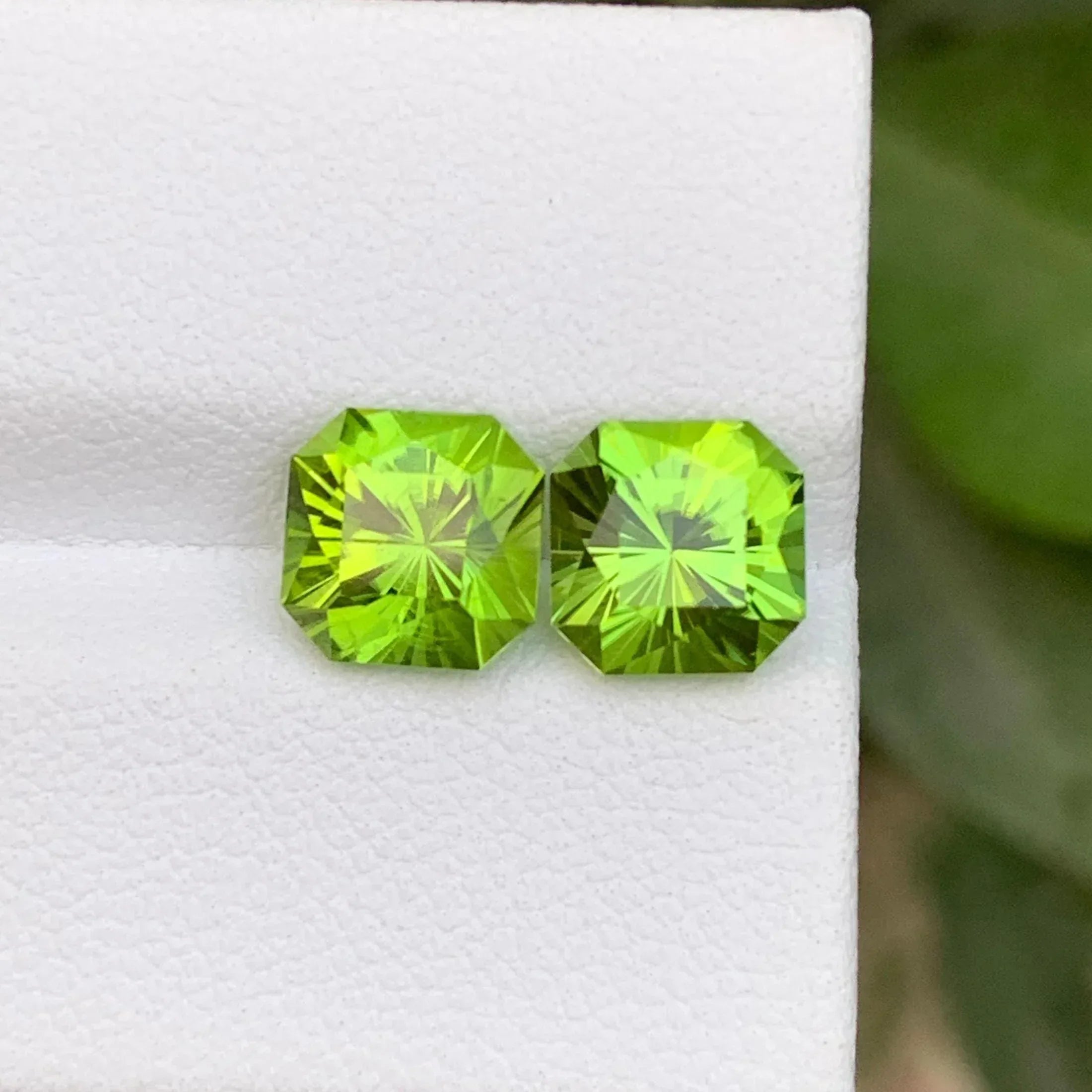 4.50 Carat Faceted Peridot Pair: Pakistan Green Gemstone - Splendor Gems Main image