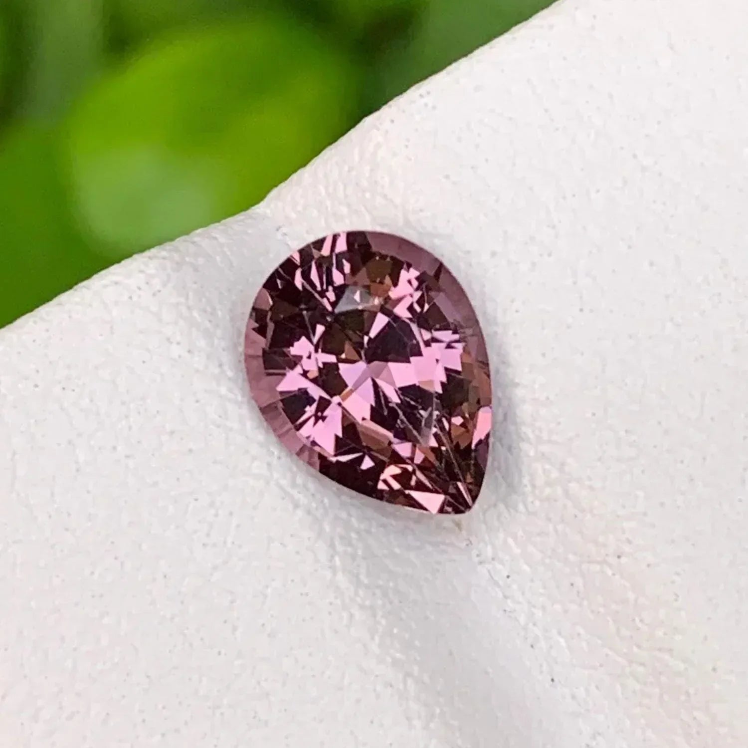Burma Pink Spinel Stone: Pear Shape, Eye Clean, 2.0 CTS - Splendor Gems Main image