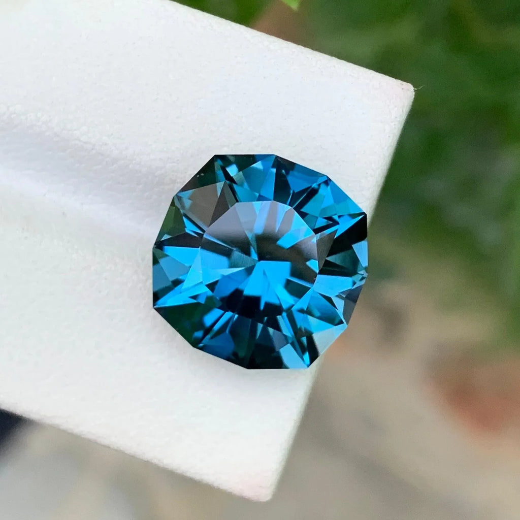 14.10 CT London Blue Topaz: Faceted Cushion Cut, Brazil - Splendor Gems