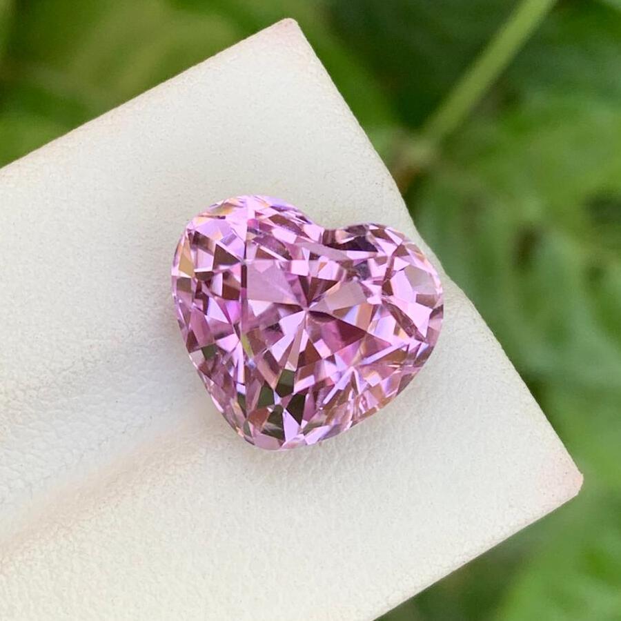 Natural Pink Kunzite Stone: 13.30 Carat Heart Cut Gemstone