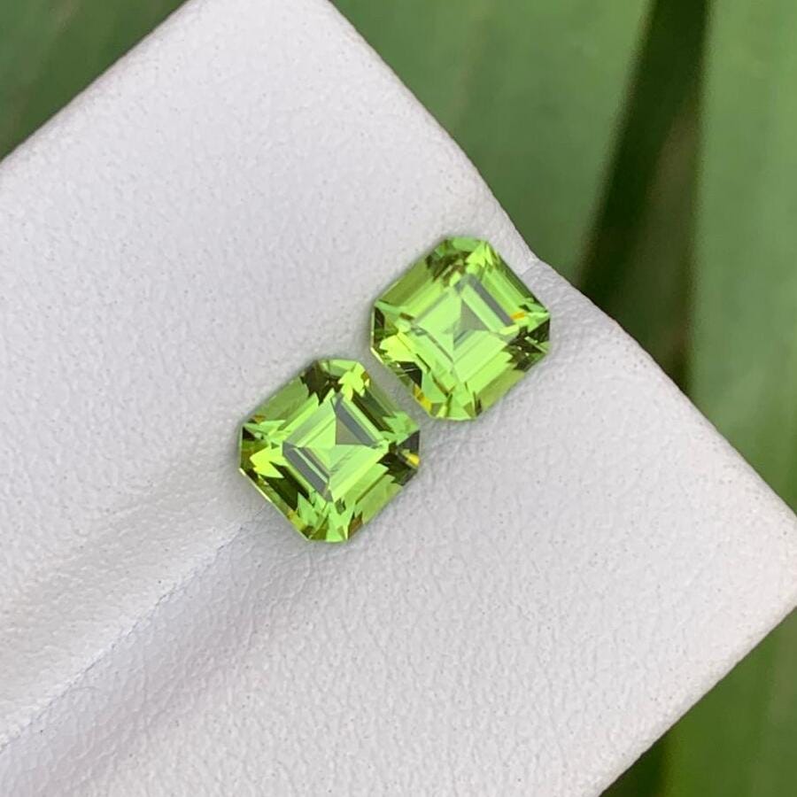 Natural Peridot Gemstone | Faceted Square Cut | 2.60 CTS | 6.2 x 5.7 x 4.2 MM