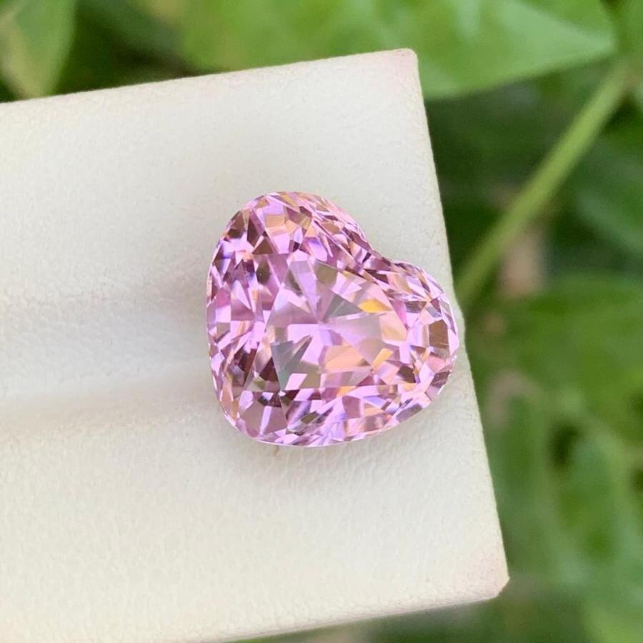 Natural Pink Kunzite Stone: 13.30 Carat Heart Cut Gemstone