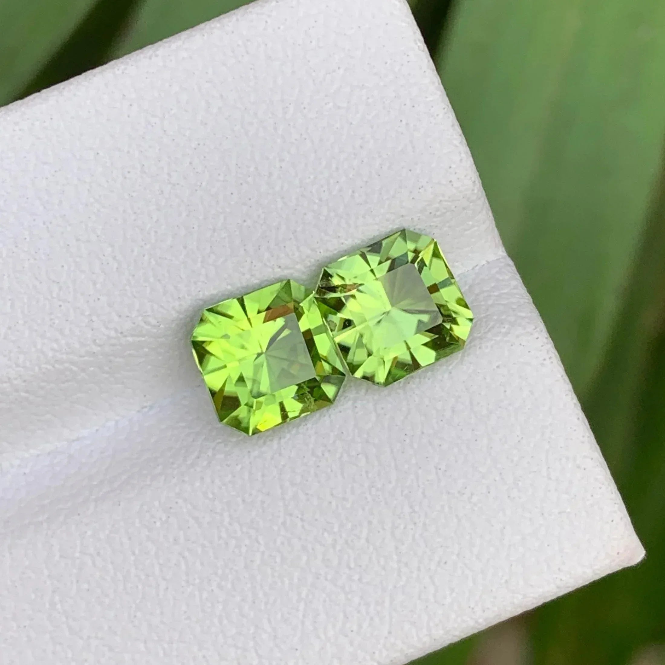 Faceted Square Cut Peridot Pair Gemstone (3.30 CTS) - Splendor Gems