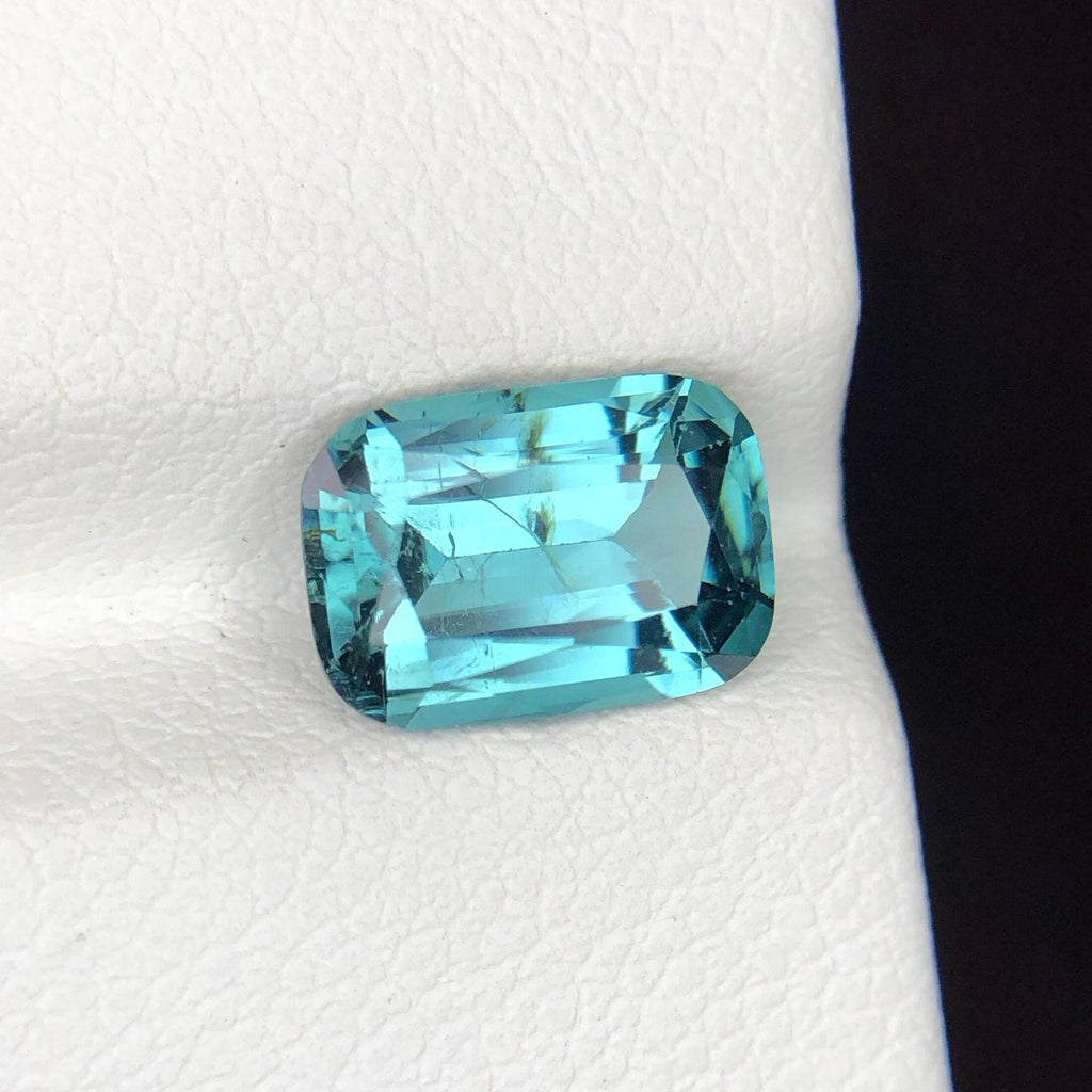 Lagoon Blue Tourmaline Gemstone, 2.10 carats