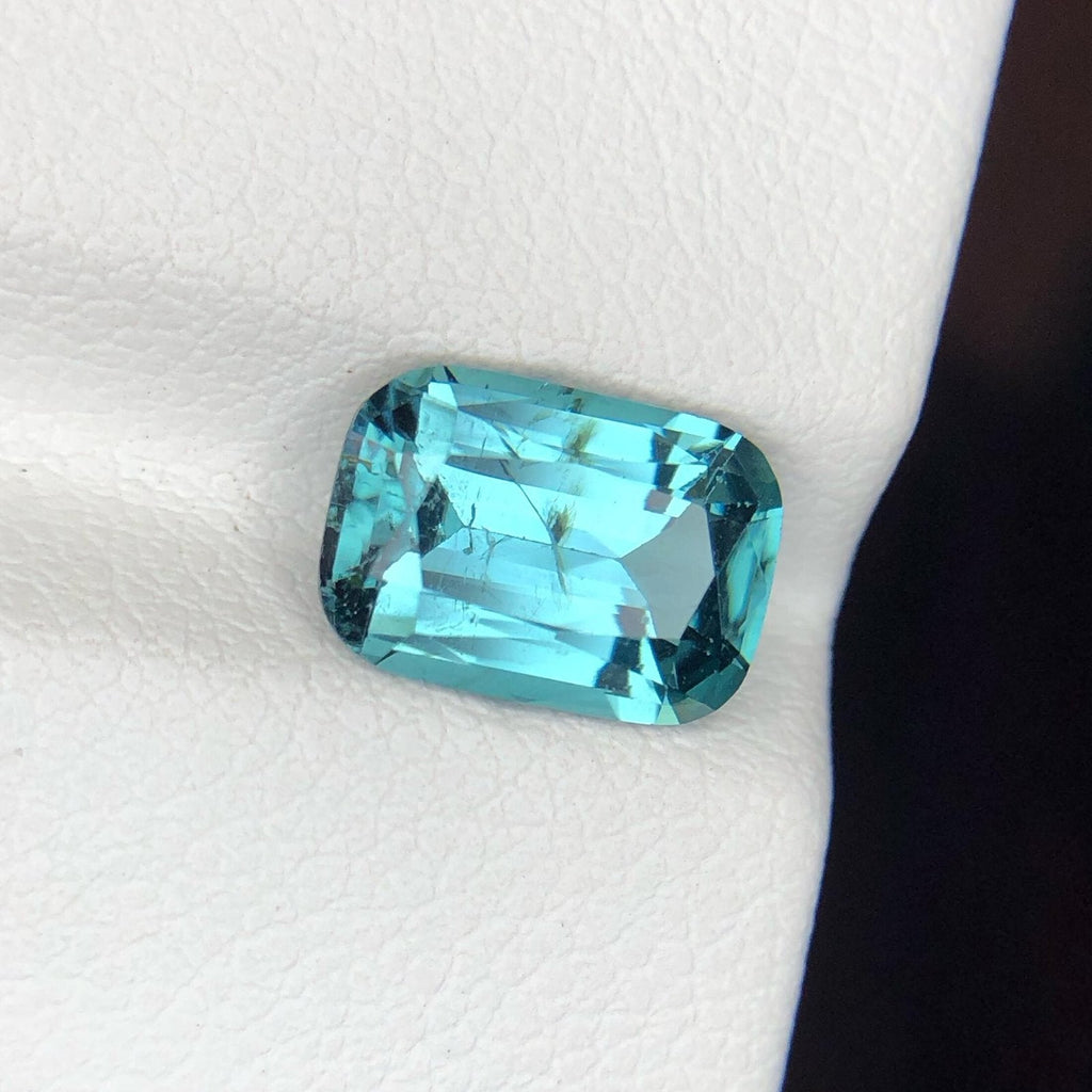 Lagoon Blue Tourmaline Gemstone, 2.10 carats