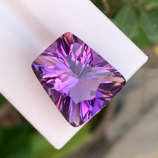 22.45 Carats, Amethyst Pendant Size