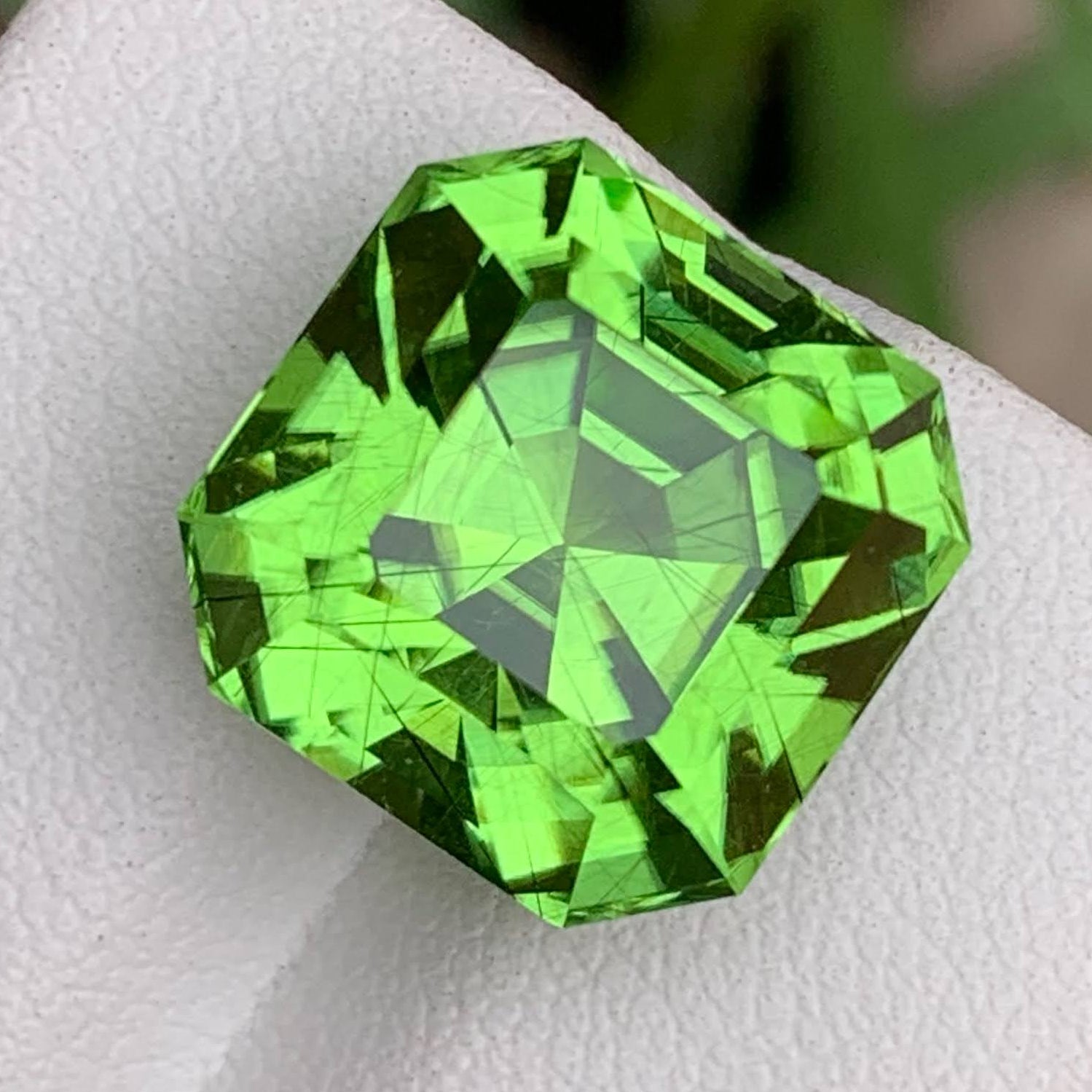 Natural Peridot 16.80 Ct Eye Clean Loose Gemstone | Pakistan Peridot | Untreated Green Gem for Fine Jewelry
