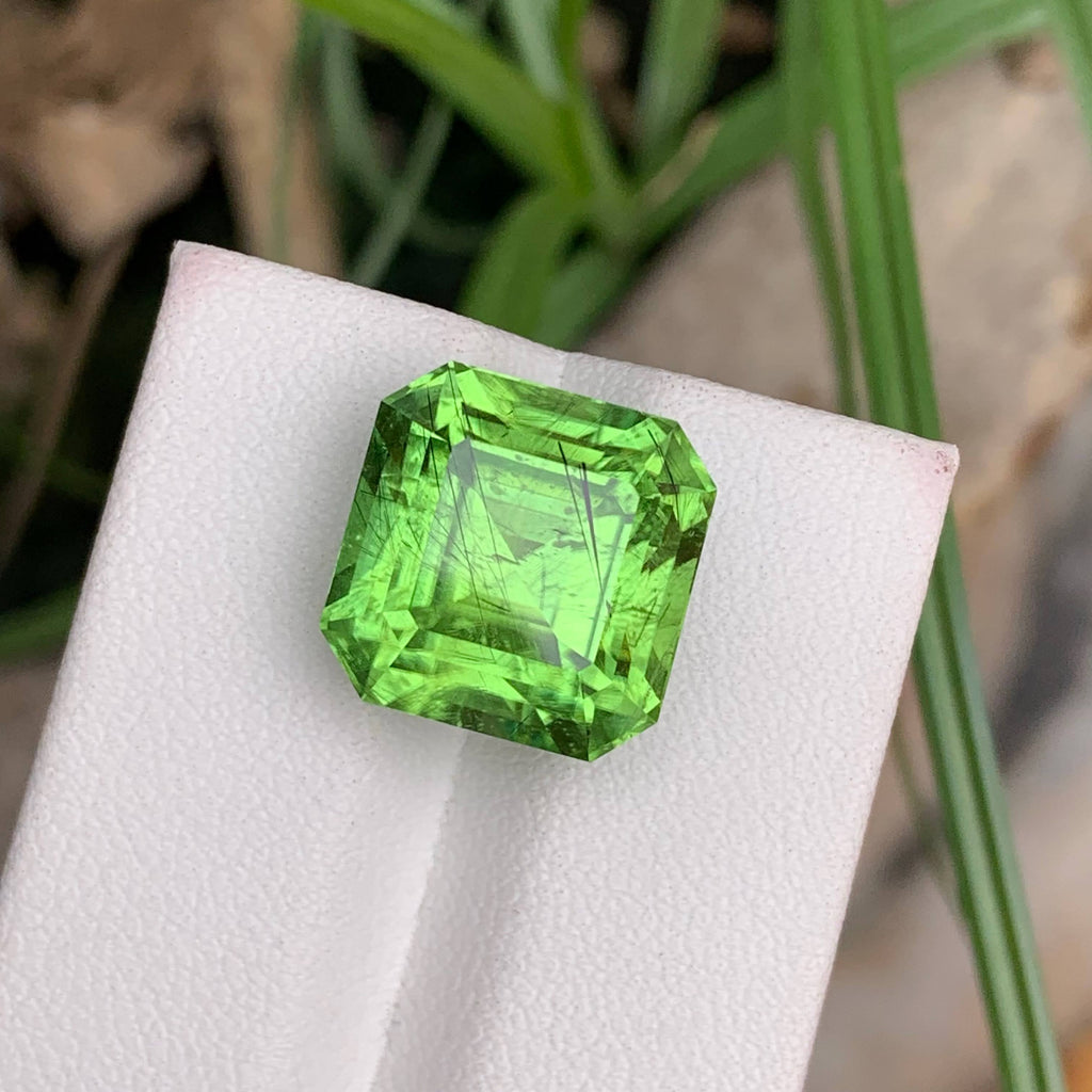 Natural Peridot 15.97 Ct SI Clean Loose Gemstone | Pakistan Peridot | Untreated Green Gem for Fine Jewelry