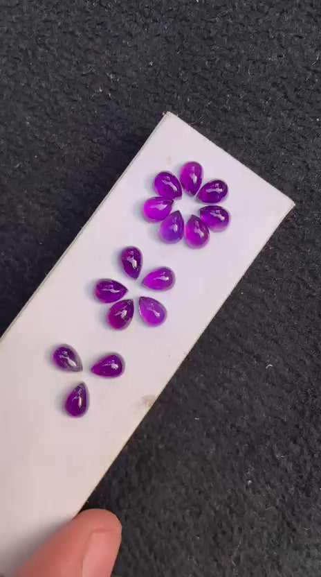 Rich Purple Amethyst Gemstone - 13.10 Carat, Eye-Clean Round Cut from Brazil