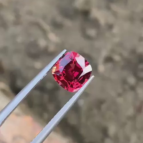 Natural Madagascar Garnet – 2.30 Ct Eye-Clean Gem | Untreated Fine Garnet