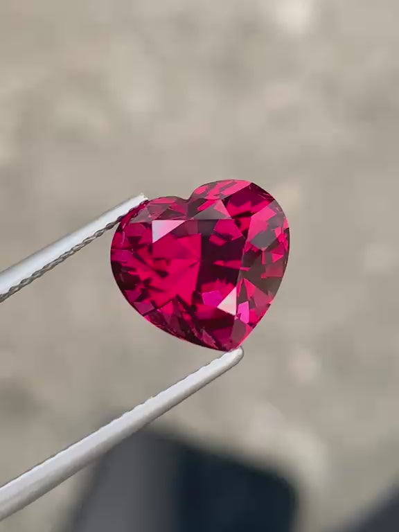 Exceptional Heart Shape Umbalite Garnet 7.38 carats Loose Gemstone Perfect Heart Shape For Pendant Size Use