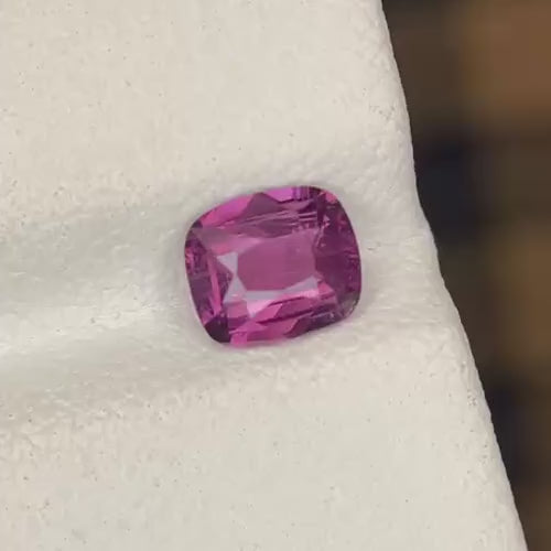 Natural Burmese Pink Spinel – 0.85 Ct Genuine Gem | Untreated Fine Spinel