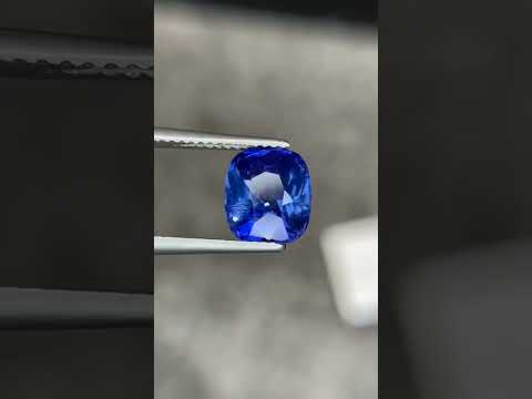 3.48 Ct Natural Ceylon Sapphire Rich Royal Blue color Excellent Cushion Cut