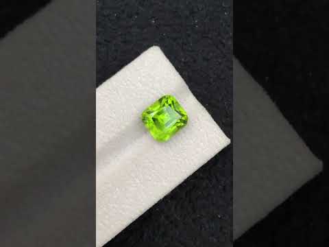 Natural Peridot 6.45 Ct Loose Gemstone Peridot Untreated Green Gem Faceted Peridot for Ring