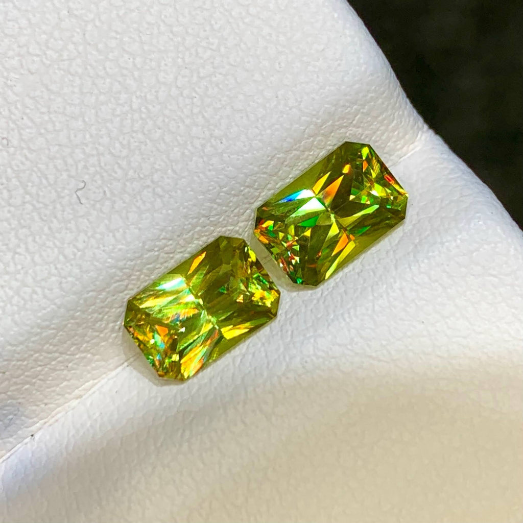 Natural 2.60 Ct Sphene Titanite Gemstone VVS Octagon Emerald Cut Untreated Africa