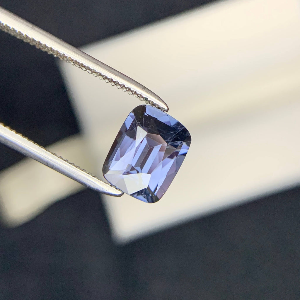 Natural Spinel 1.62 Ct Sri Lanka Loose Gemstone VSI Clarity Untreated Fine Jewelry Gem