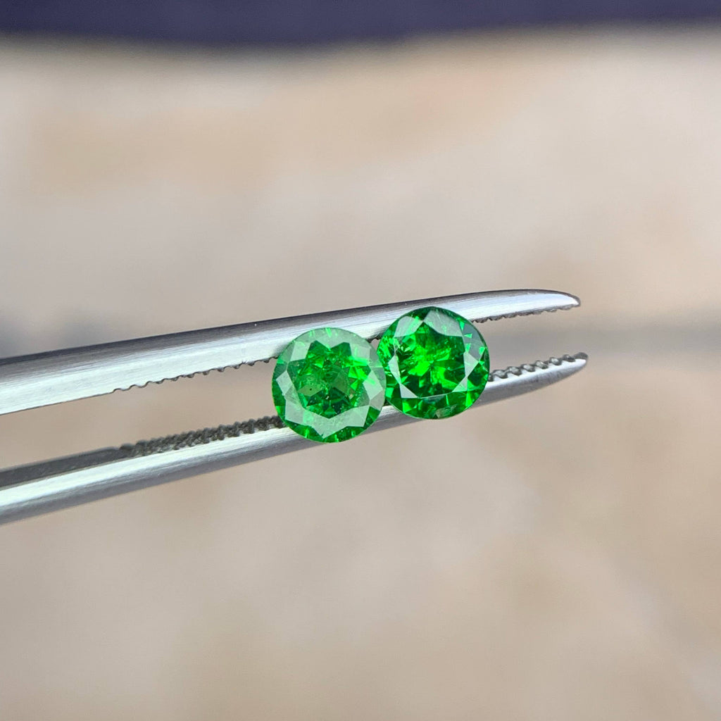 Natural Tsavorite Garnet 0.64 Ct Tanzania Green Gemstone Eye Clean Loose Stone Untreated